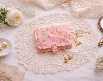 Jewelry case made of soft fabric – Stylish jewelry storage