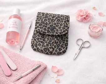 Elegant nail care case – perfect for manicures and pedicures on the go