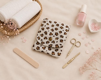 Elegant nail care case – perfect for manicures and pedicures on the go