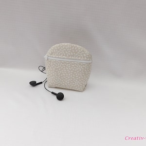 Cable bag – practical storage for cables, charging cables and headphones