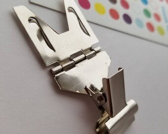 Metal paper cardboard clip holder display for tags, price tickets, papergoods