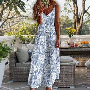 Boho Chic Maxi Blue and White Pattern Ankle Length Dress Casual Summer Party Sundress Cruise Dress Women&#39;s Summer Fashion Slip Dress