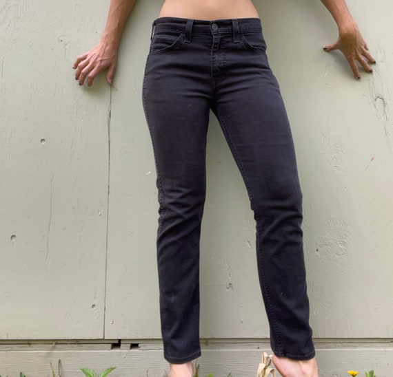 Black Levi jeans - image 3