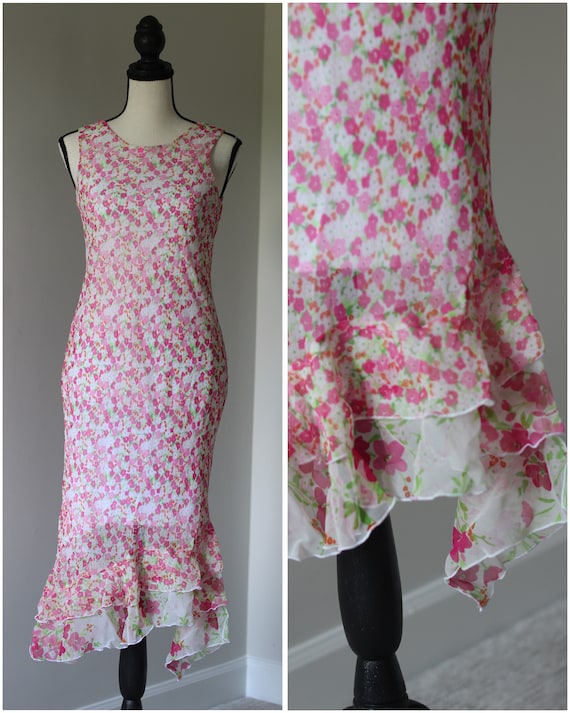 Blooming Bliss: Y2K Floral Sundress