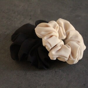 Black scrunchie / Hair accessory in viscose / Sustainable gift / Zero waste / Ethical present image 8