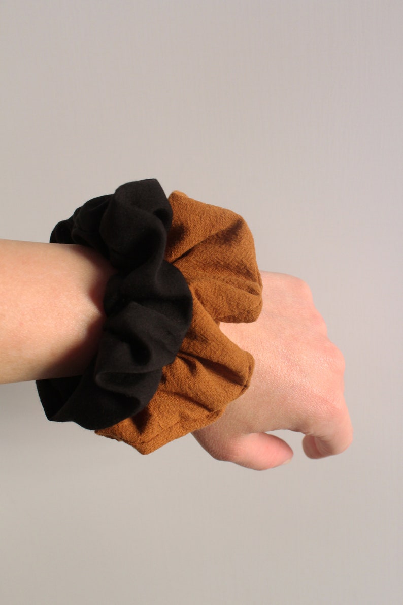 Black scrunchie / Hair accessory in viscose / Sustainable gift / Zero waste / Ethical present image 5