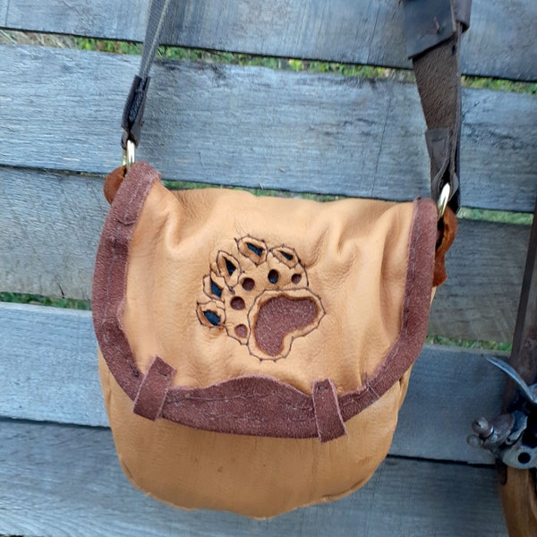 Possibles Bag Deerskin Lined with Bear Paw Print  Cutout