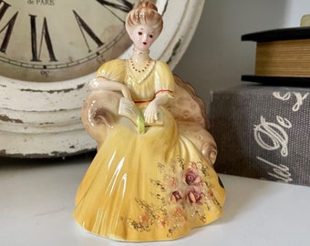 Josef Originals/Gibson Girl Series/Vintage Josef Originals Figurines/Josef Gibson Girl/Ceramic Girl Figurine/Vintage Chair/Sitting Girl