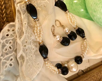 Vintage Faux Pearl and Black Beaded Necklace and Earrings with Rhinestones/Beads/Jewelry Set