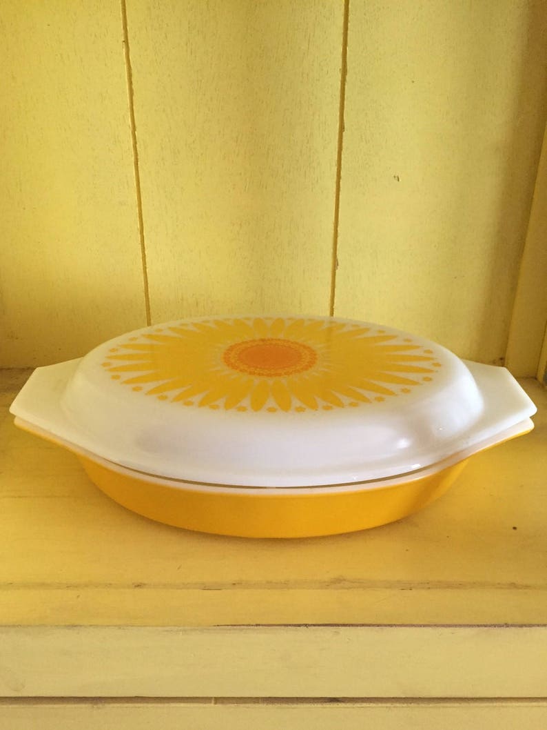 Pyrex Sunflower Daisy Covered Casserole Dish 1 1/2 Qt. with Etsy