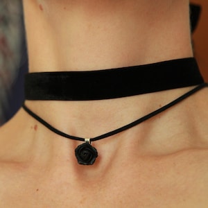 Black velvet choker pendant - Black rose necklace pendant - Wide choker - Collar choker velvet for women - Black flower necklace