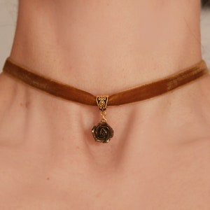 Velvet Choker Necklace – Bronze Rose Pendant, Adjustable Ribbon