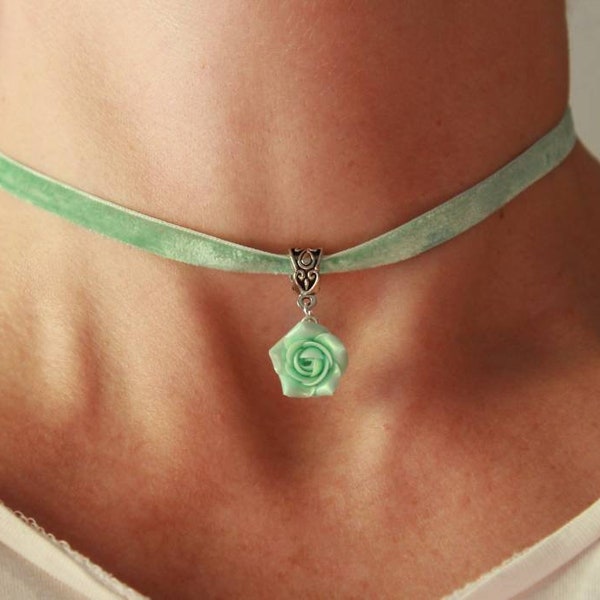Mint rose necklace/ Light green velvet choker/ Dainty flower choker/ Velvet necklace/  Choker collar velvet for women/ Summer jewelry men
