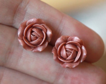 Antique rose earrings/ Old rose studs/ Pink pearl earrings/Dusky pink jewelry/ Dark pink earrings flower