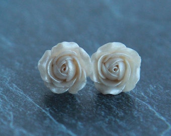 White pearl rose stud earrings -Ivory rose earrings- Wedding sterling silver studs with flower- Polymer clay floral minimalist earrings