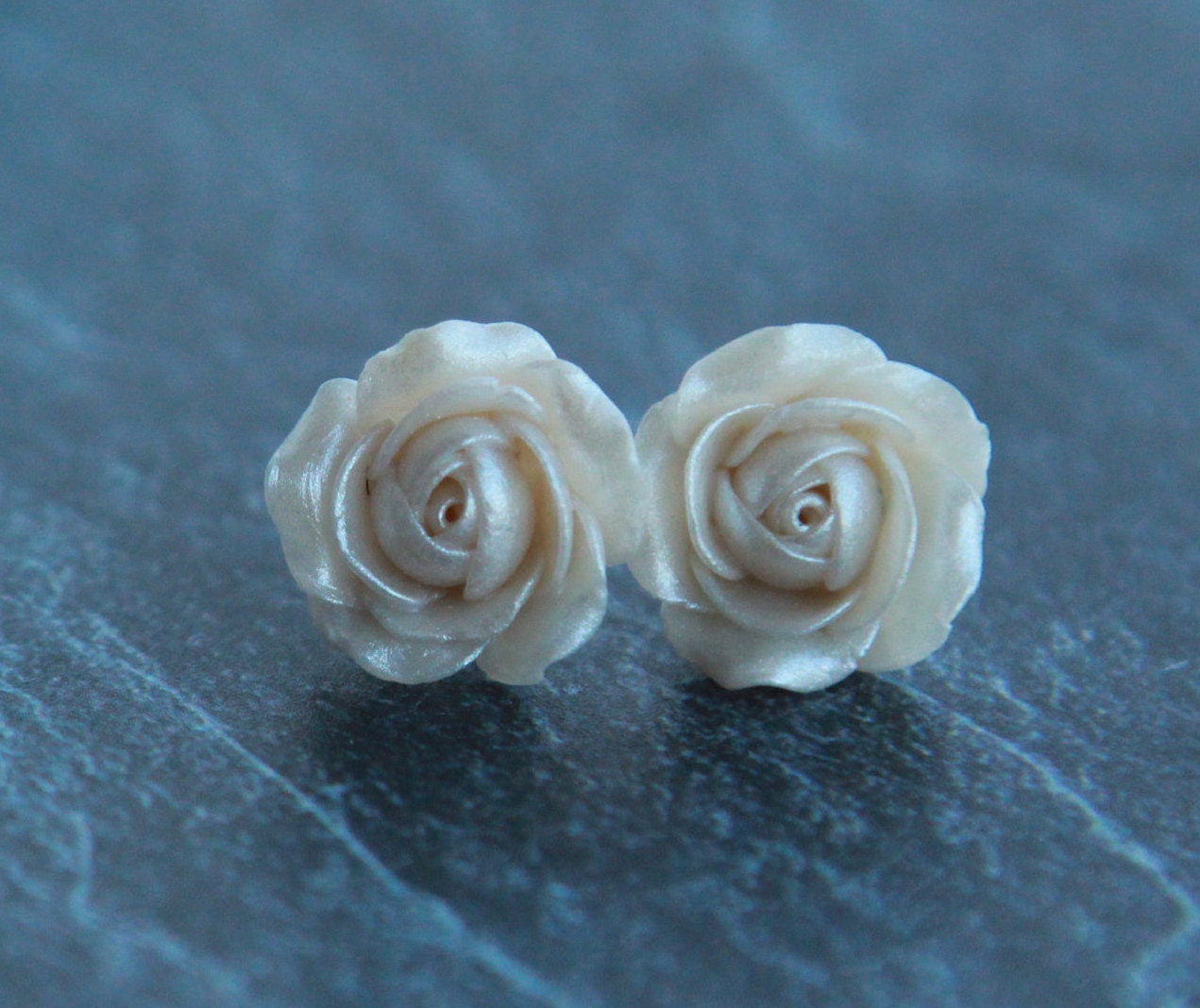 White pearl rose stud earrings -Ivory rose earrings- Wedding sterling silver studs with flower- Polymer clay floral minimalist earrings