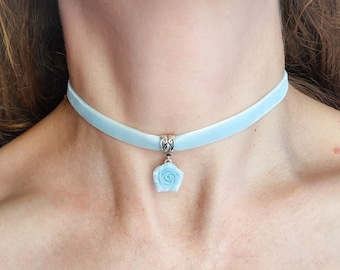 Light Blue velvet choker , Collar choker velvet for women, Powder blue choker, Flower necklace, Polymer clay pendant, Dainty flower necklace