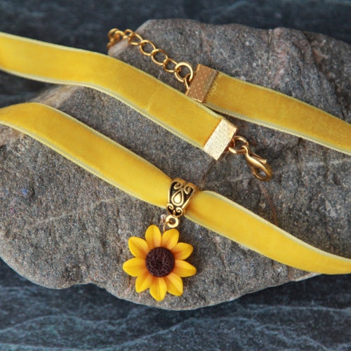 Sunflower Necklace Sunflower Jewelry Sunflower Choker Etsy Israel