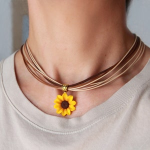 Sonnenblume Halskette, Gelbe Blumen Kordel Halskette, Polymer Ton Blumen Schmuck Anhänger, Männer Choker Boho