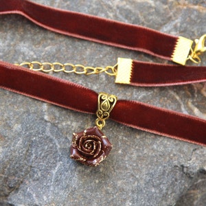 Brown velvet choker , Collar choker velvet for women, Dark chocolate choker, Flower necklace , Polymer clay pendant, Dainty flower necklace