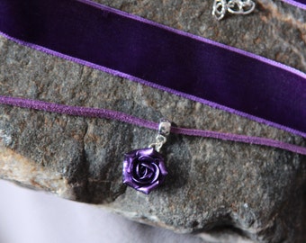 Purple velvet choker pendant - Purple  rose necklace - Wide choker - Collar choker velvet for women - Violet flower necklace
