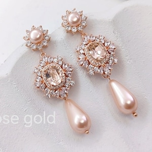 Pendientes de boda con perla color melocotón, pendientes de araña nupcial de oro rosa con cristales rosa ruborizados, joyas de estilo vintage Art Déco.