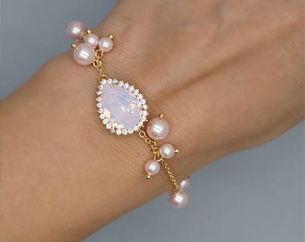 Baby Pink Bracelet, PInk Bridal Bracelet, Pink Bridesmaids Jewelry, Rose gold Wedding Bracelet, Blush Bridesmaid gift