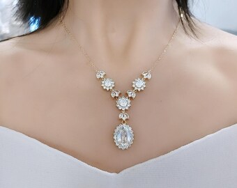Bridal Backdrop Necklace, Wedding Necklace, Swarovski Crystal Back Drop Necklace, Y Necklace, Back Necklace, Art Deco Wedding Jewelry