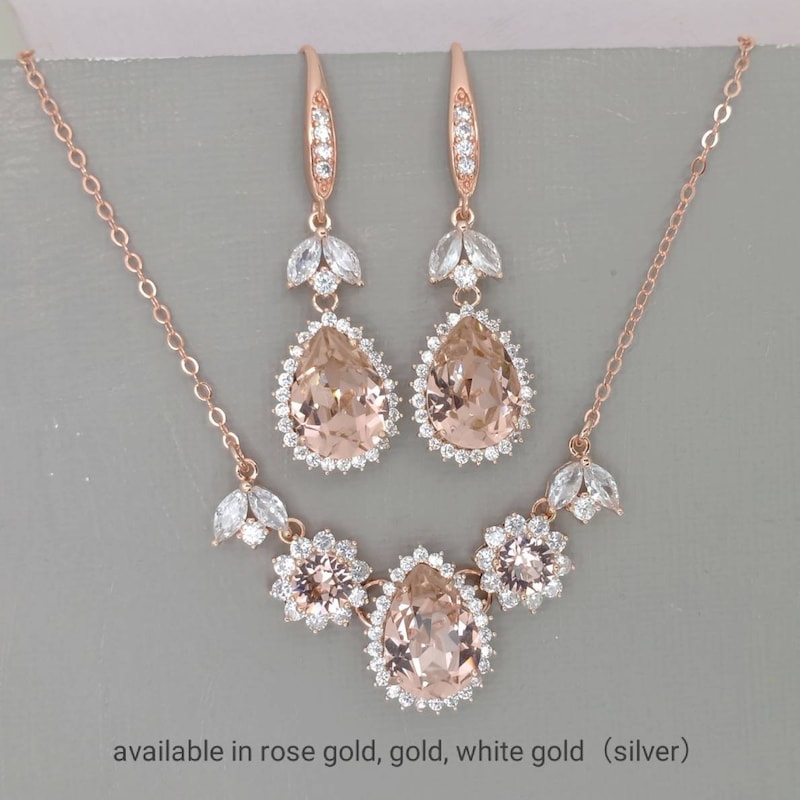 Frosted Blush Necklace main image 1