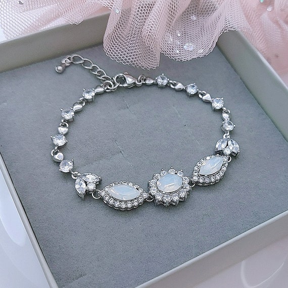 Wedding Bracelet Bridal Bracelet Opal Bride Bracelet Swarovski Wedding Jewelry Rose Gold Bracelet White Crystal Bracelet Bridesmaid Gift
