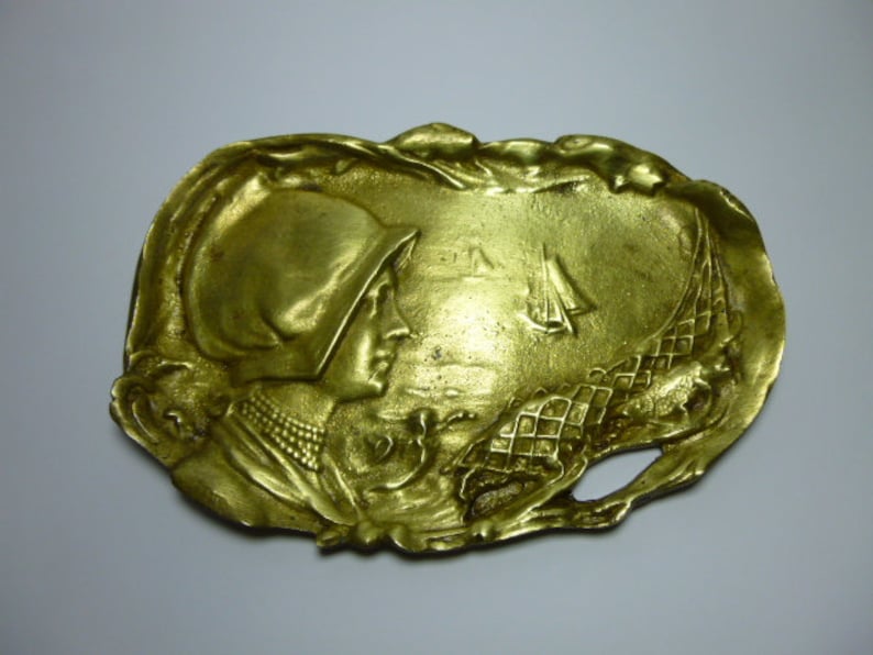 Vintage French Brass cigar Ashtray,rare collectible sculpture ashtray fishing motiv,