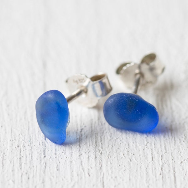 Blaue Seeglas Ohrstecker, 925 Sterling Silber