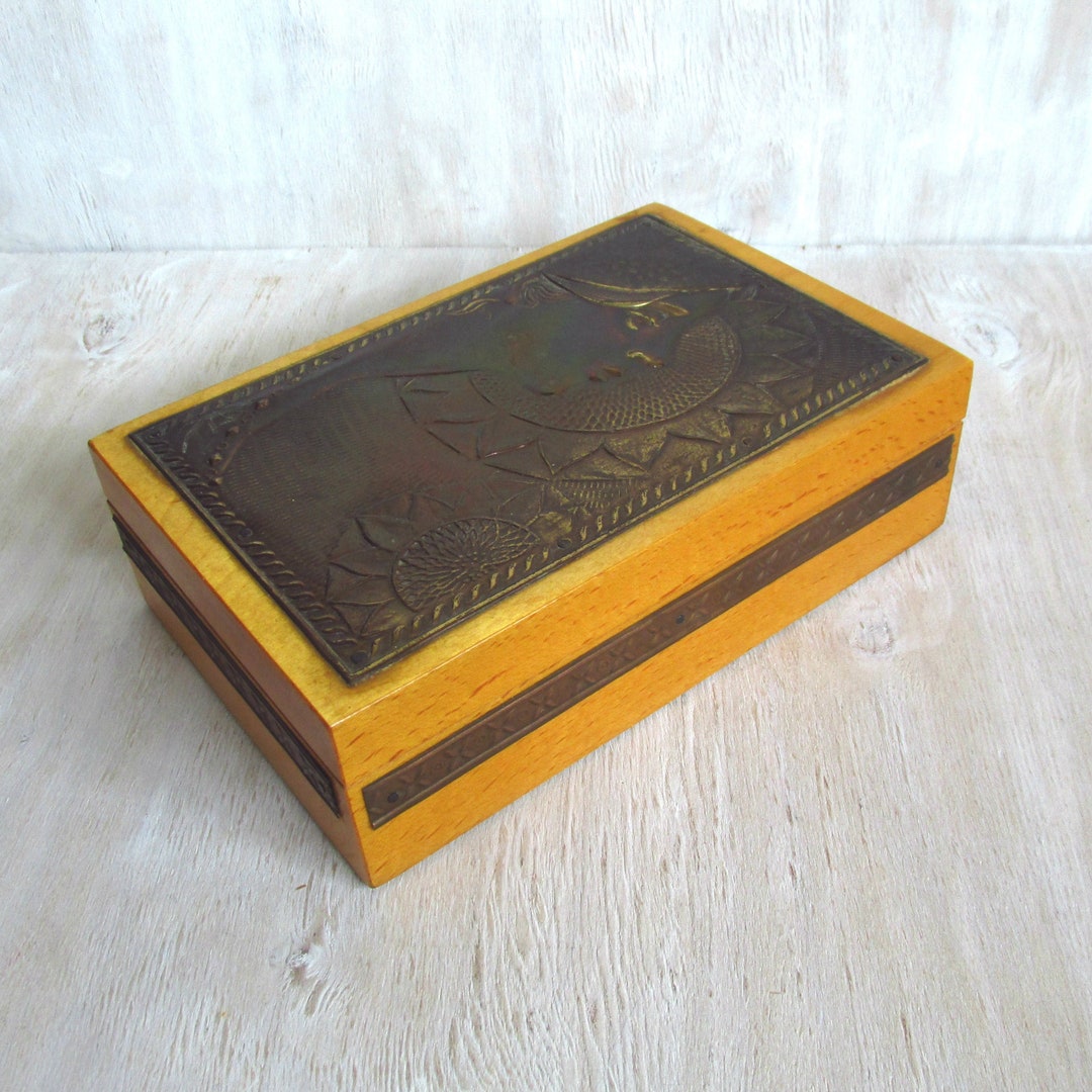 Vintage Wooden Treasure Chest – Rustic Jewelry Box Keepsake Storage ...