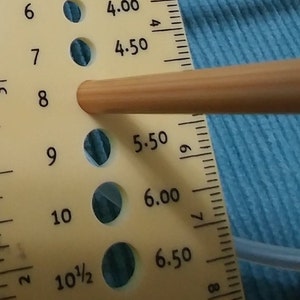 US Size 8 Bamboo Circular Knitting Needles 16&quot; & 15 1/2&quot;