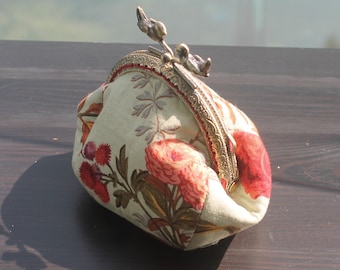Spring floral coin purse, change purse, pouch with kisslock metal frame and bird knob.