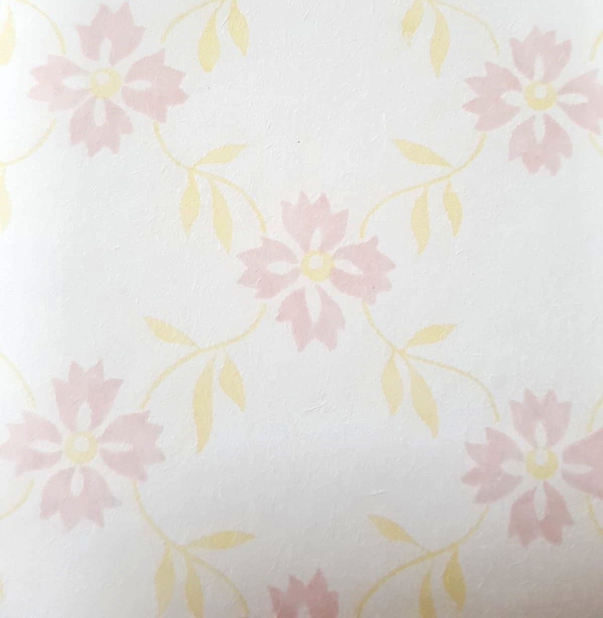 Roll Of Original Vintage Floral Wall Paper English Flower Etsy