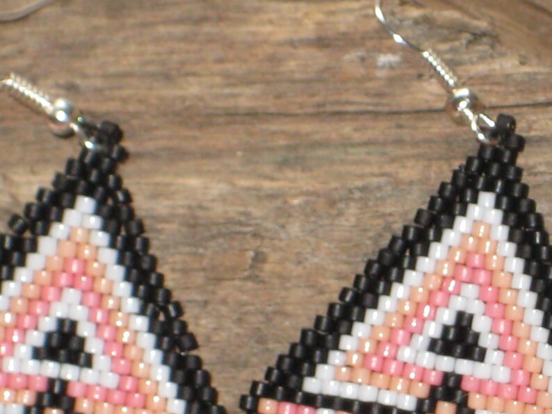 Earrings ethnic style pink Miyuki D\u00e9licas
