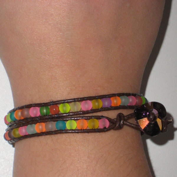 Bracelet wrap cuir 2 tours Style girly Multicolore Perle en verre Bouton coeur Swarovski