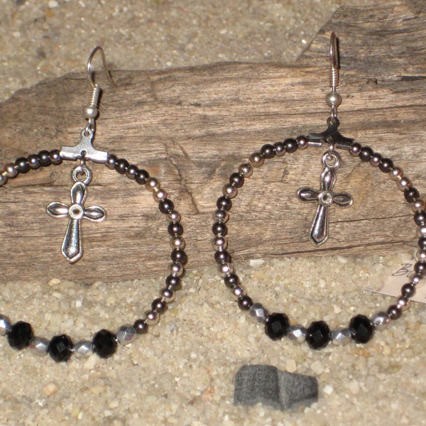 Boucles d'oreilles créoles Style gothique Perles nickel noir argent Croix métal argenté