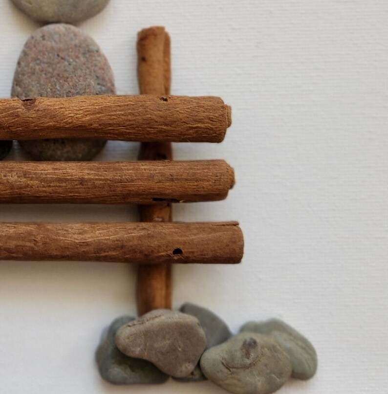 Couple Pebble Art on Canvas: Cinnamon Stick Bench, Retirement Gift bild 8