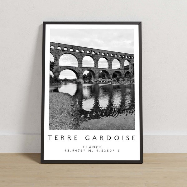 Tirage Terre Gardoise, Affiche Pont du Gard, Photographie de voyage, Tirage voyage, Tirage France, Décor de voyage, Art noir et blanc, Provence