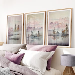 Set di stampe di paesaggi acquerellati: lago rosa beige blu e alberi