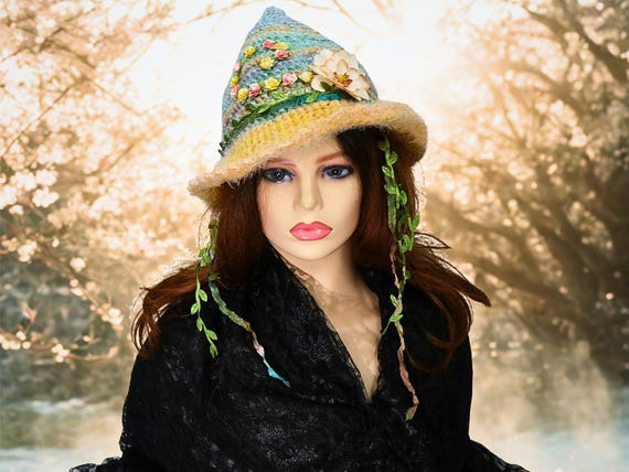 Pixie Fae Flower Hat, Witchy Sprite, Renfaire Cosplay Festival Costume, Fairy Garden Vibes, Everyday Witch, Fun Casual Style, Spring Colors