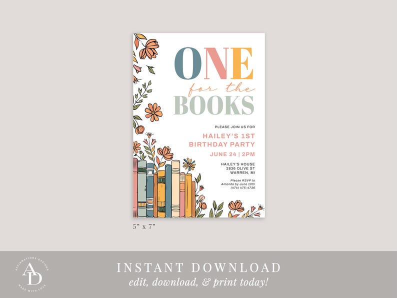 Op de afbeelding: Een printbare uitnodiging voor een eerste verjaardagsfeest met een boekthema. De uitnodiging toont een stapel kleurrijke boeken met bloemmotieven en de tekst "One for the Books". De uitnodiging is 5 inch bij 7 inch.