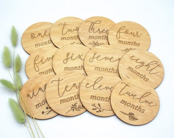 Baby milestone discs, Milestone markers, Wooden cards, Monthly baby sign, Baby Shower Gift, Baby photo prop