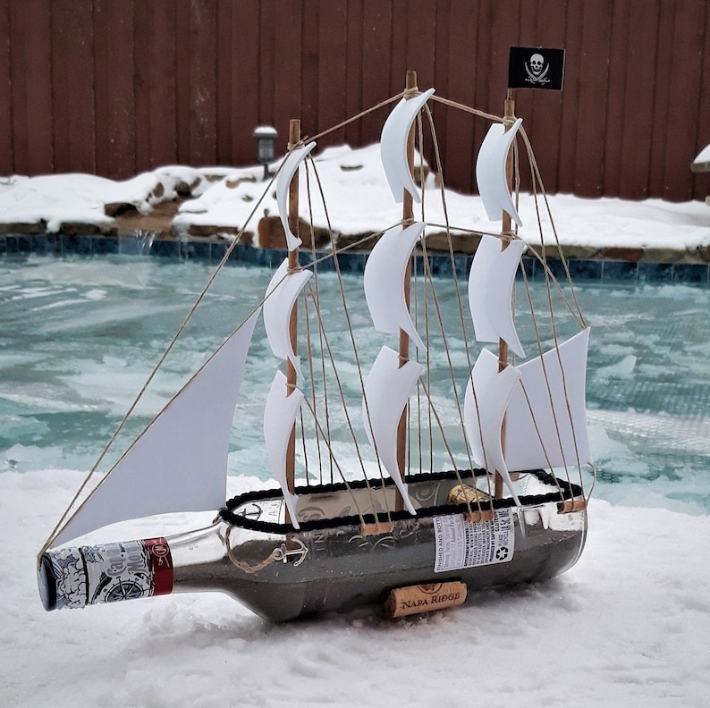 Captain Morgan Silver Pirate d\u00e9cor,Pirate,Pirate ship,Pirate wedding,Pirate decorations,Pirate gifts,Pirate centerpieces,ship in a bottle