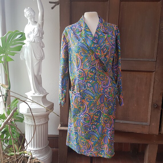 Vintage 50s 60s house coat psychedelic paisley pri
