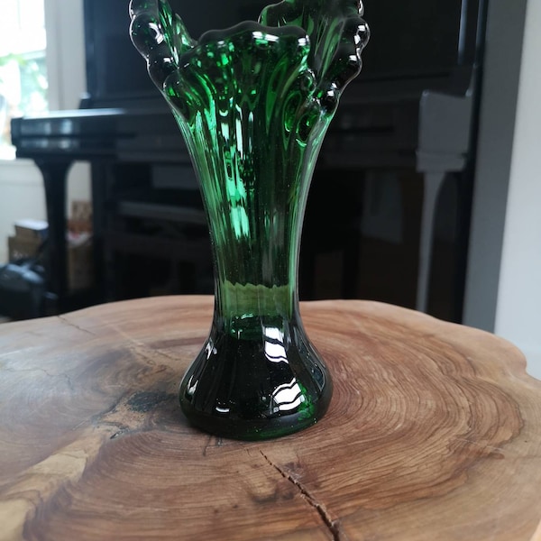 Vaasje groen glas