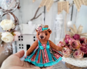OOAK Teddy Bear in Hat: Vintage Style Collectible Figurine