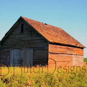 Corn Crib,  Barn, Farming Photography, Digital Download, Farm Prints, Farm Photo, Home Decor, Wall Decor, Wall Art, Barn Photo